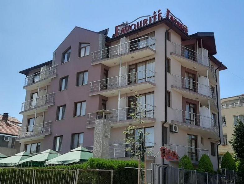 Family Hotel Favourite Obzor Extérieur photo