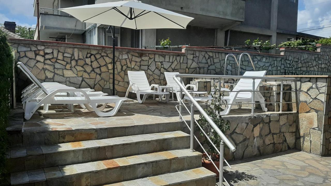 Family Hotel Favourite Obzor Extérieur photo