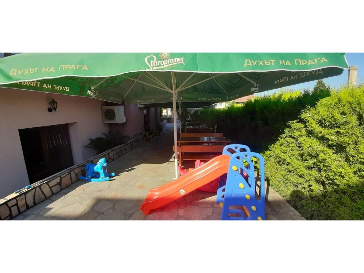 Family Hotel Favourite Obzor Extérieur photo