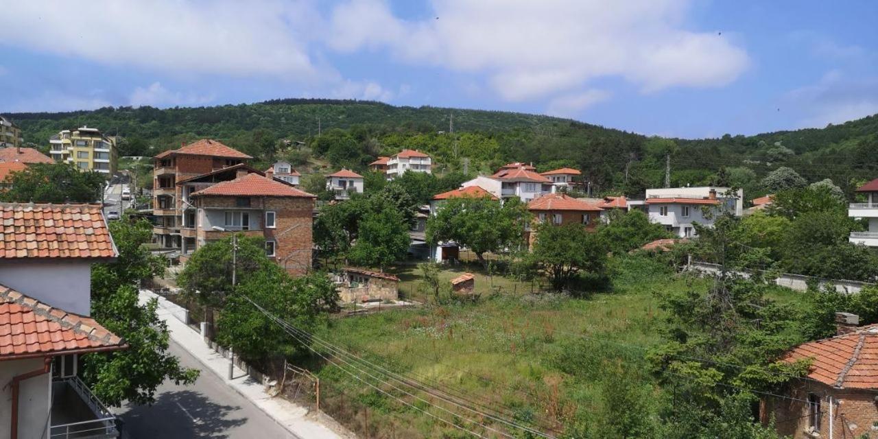 Family Hotel Favourite Obzor Extérieur photo