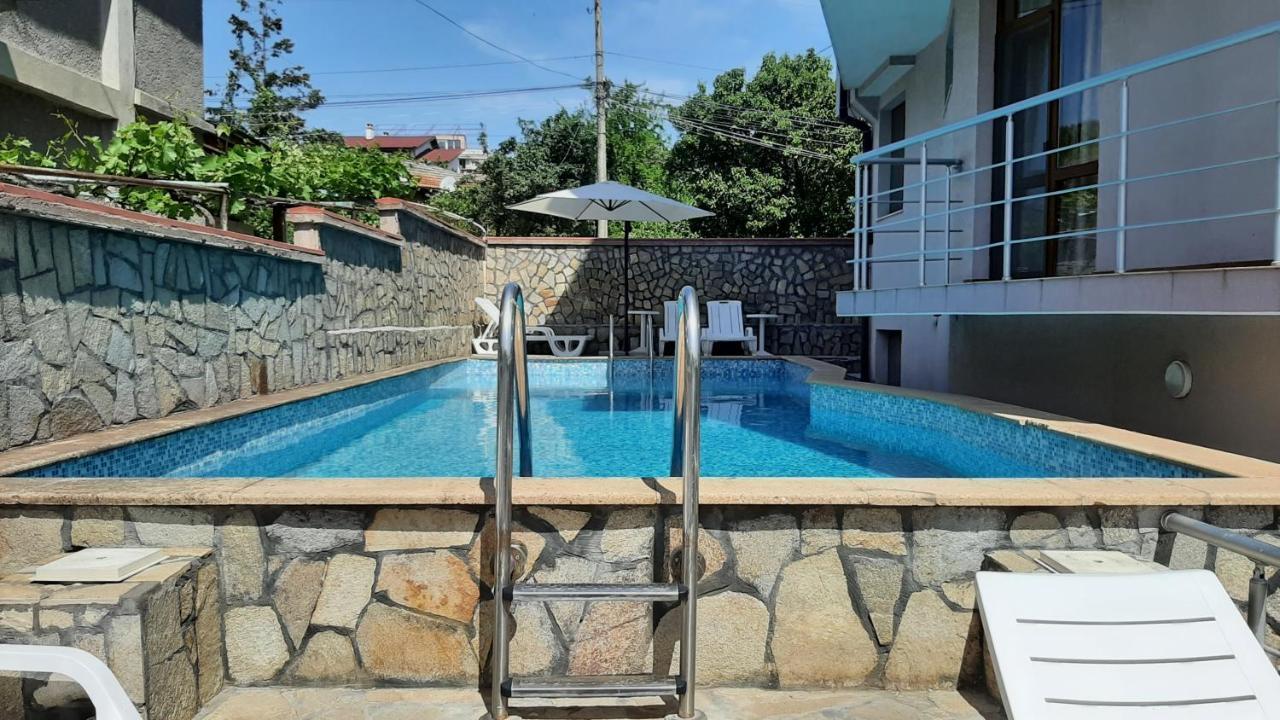 Family Hotel Favourite Obzor Extérieur photo